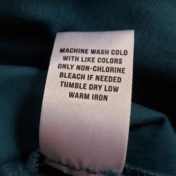 SALE...EUC Beautiful Teal Corduroy Shirt💜🩵 - Picture 5 of 5